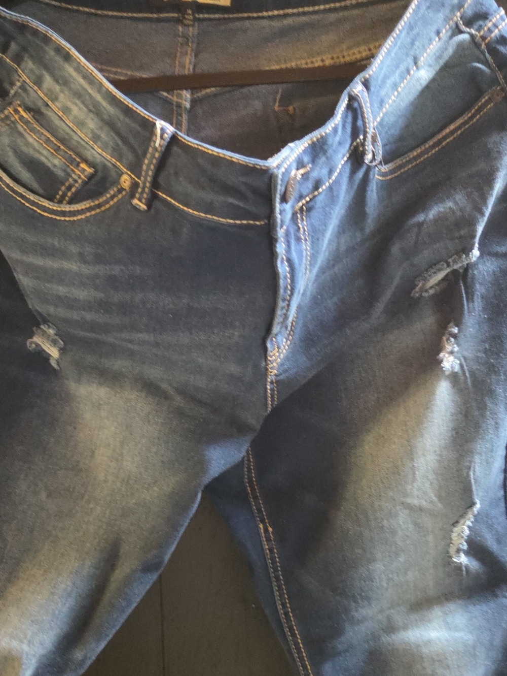 Bluejeans Distressed Some Rips For Style
